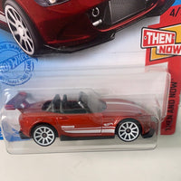 Hot Wheels 1/64 ‘15 Mazda MX-5 Miata Red