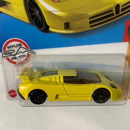 Hot Wheels 1/64 ‘94 Bugatti EB110 SS Yellow