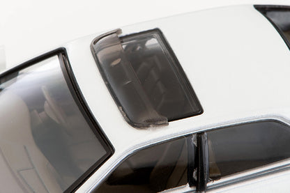 Tomica Limited Vintage Neo 1/64 LV-N241a Toyota Chaser 3.0 Avante G (white / silver)