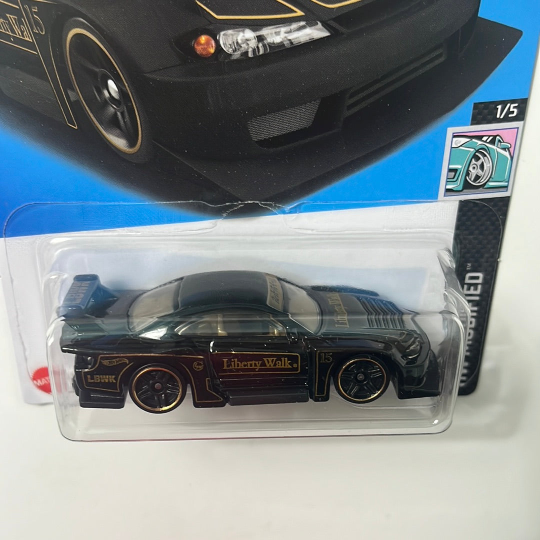 Hot Wheels 1/64 LB Super Silhouette Nissan Silvia S15 Black / Gold
