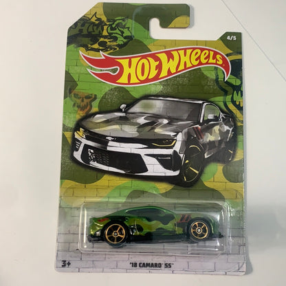 Hot Wheels 1/64 Camo ‘18 Camaro SS Green