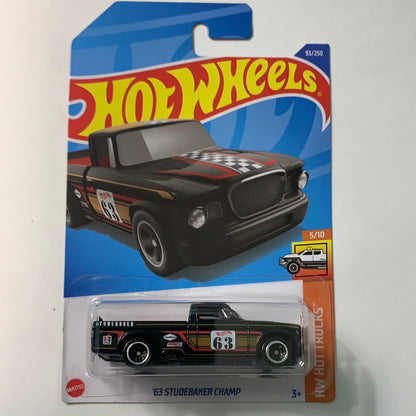 Hot Wheels 1/64 ‘63 Studebaker Champ Black