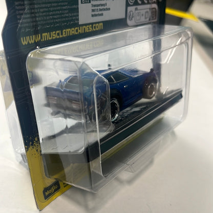 1/64 Muscle Machines 1972 Datsun 240Z Blue - Damaged Card