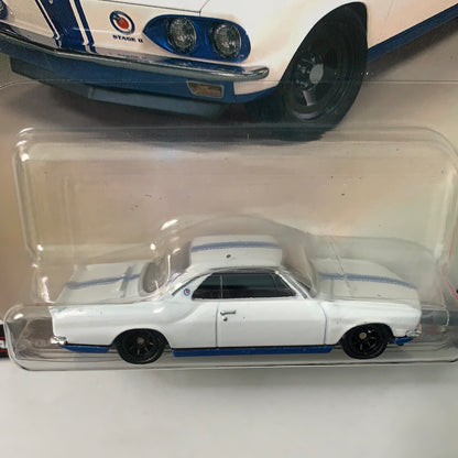 Hot Wheels 1/64 Car Culture Jay Leno’s Garage ‘66 Chevrolet Corvair Yenko Stinger