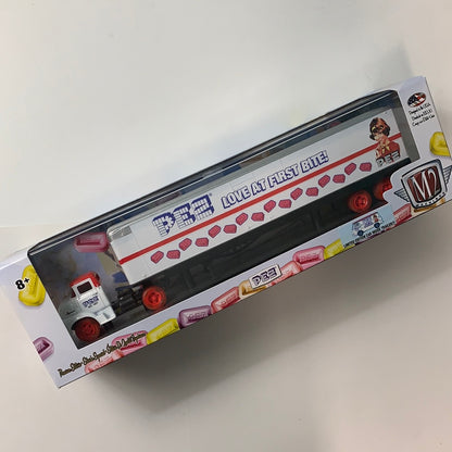*Chase* M2 Machines 1/64 PEZ 1956 Ford COE & 1965 Ford Econoline Delivery Van (1/500 pcs)