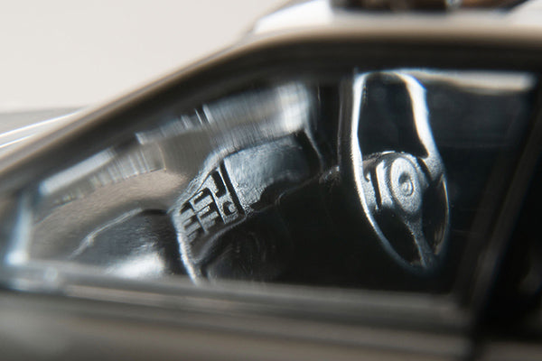 Tomica Limited Vintage Neo 1/64 1998 Toyota Chaser 2.5 Tourer S (White) LV-N224c