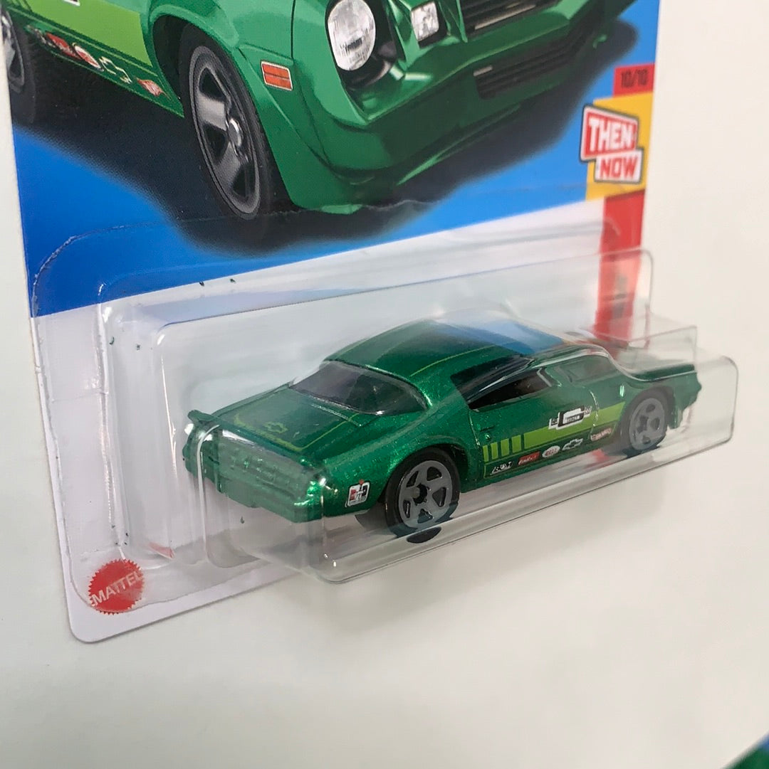 Hot Wheels 1/64 ‘81 Chevrolet Camaro Green