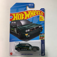 Hot Wheels 1/64 Lancia Delta Integrale Green