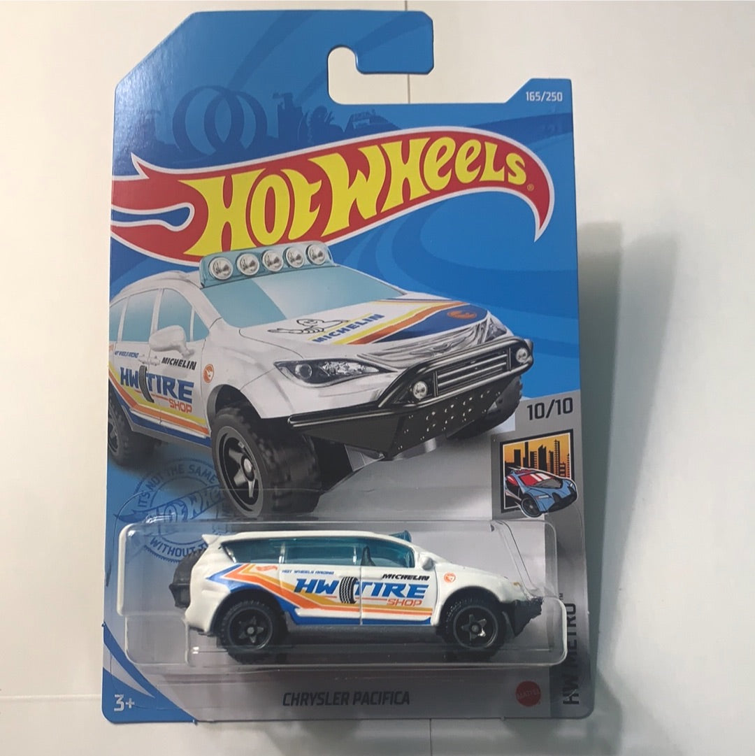 Hot Wheels 1/64 Treasure Hunt Chrysler Pacifica White