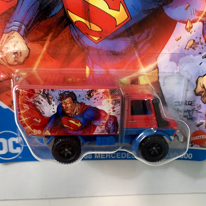 Hot Wheels Pop Culture DC 88 Mercedes Unimog U1300