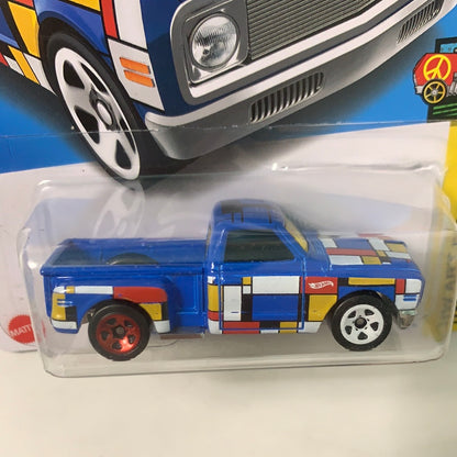 Hot Wheels 1/64 Custom ‘69 Chevy Pickup Blue
