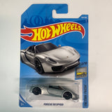 Hot Wheels 1/64 Porsche 918 Spyder Silver