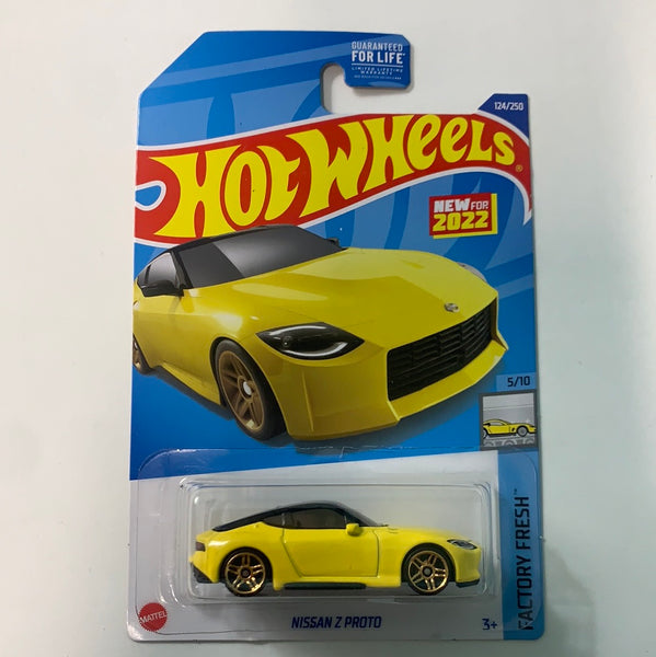Hot Wheels 1/64 Nissan Z Proto Yellow