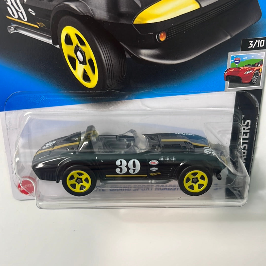 Hot Wheels Chevrolet Corvette Grand Sport Roadster Black / Yellow