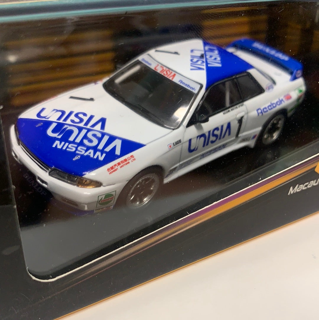 1/43 IXO Models 1991 Nissan GT-R R32 Macau Guia Race Unisia