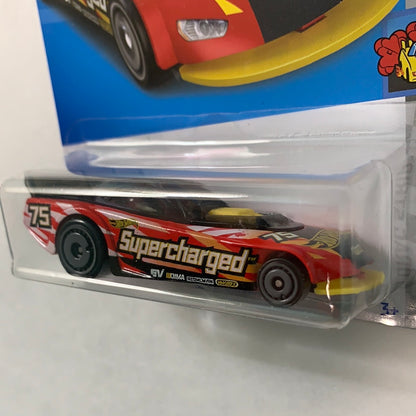 Hot Wheels 1/64 Supercharged Red - Damaged Box