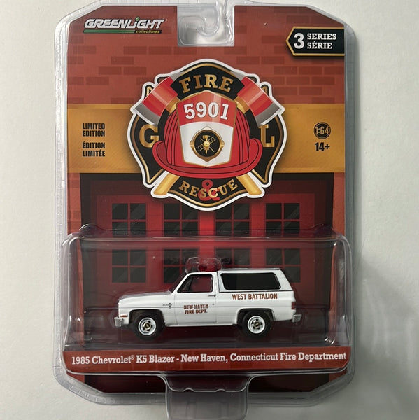Greenlight 1/64 1985 Chevrolet K5 Blazer - New Haven, Connecticut Fire Department