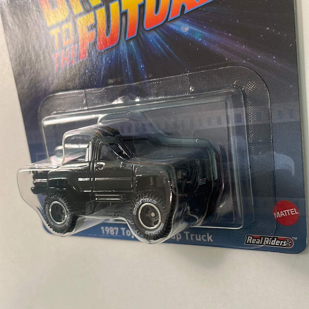 Hot Wheels 1/64 Entertainment Back to the Future 1987 Toyota Pickup Truck Black