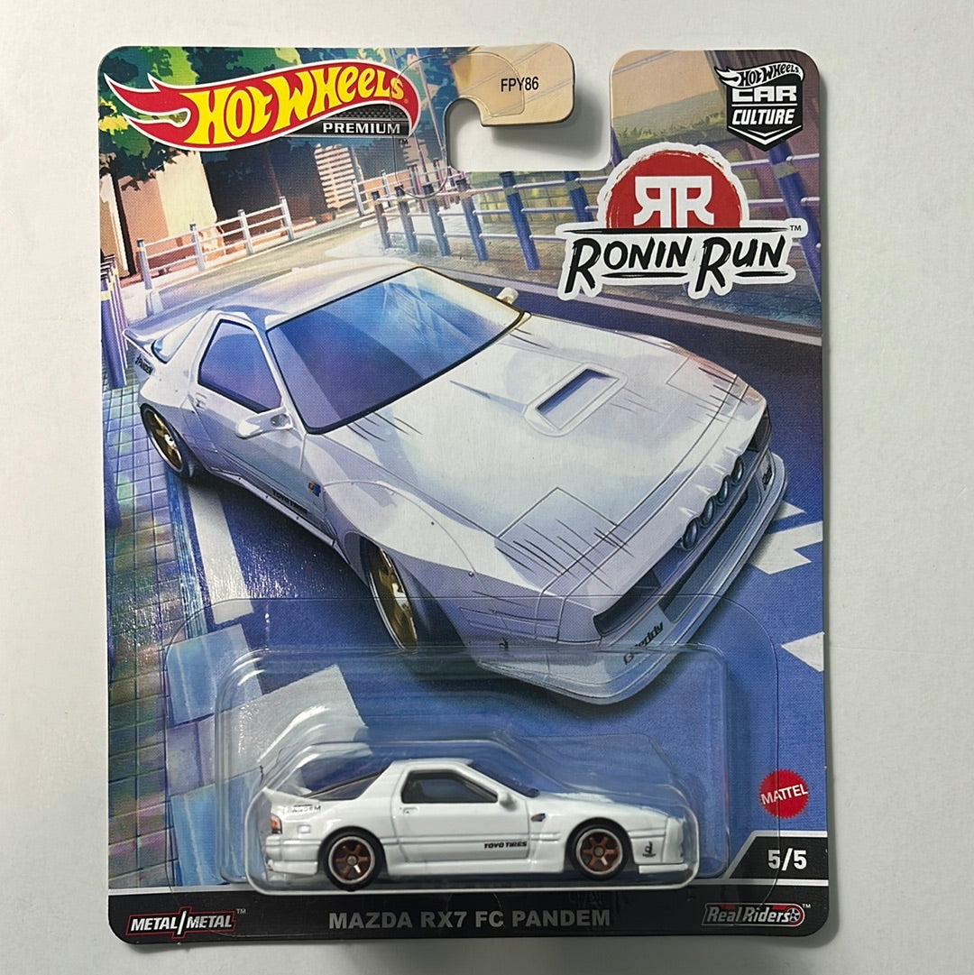Hot Wheels 1/64 Car Culture Ronin Run Mazda RX7 FC Pandem White