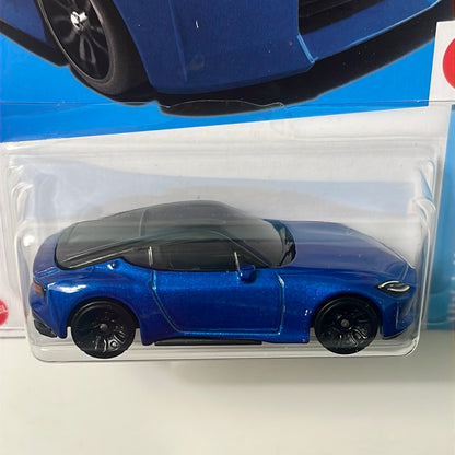 Hot Wheels 1/64 2023 Nissan Z Blue