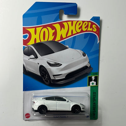 Hot Wheels 1/64 Tesla Model Y White