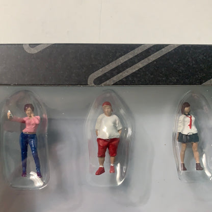 Tarmac Works x American Diorama 1/64 Figures Car Meet 1