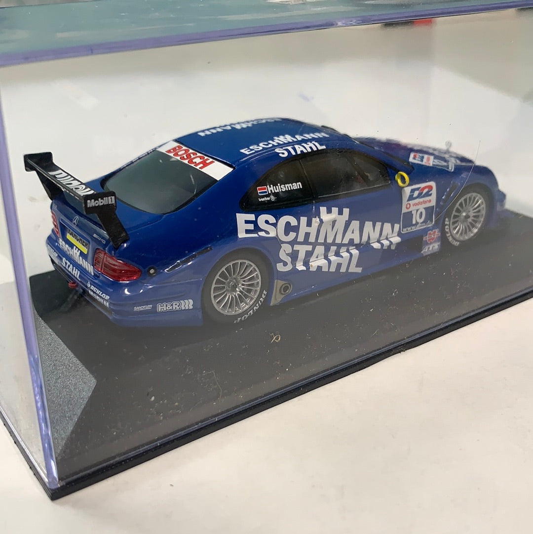 1/43 Minichamps Mercedes CLK Coupé DTM 2001 Team Manthey