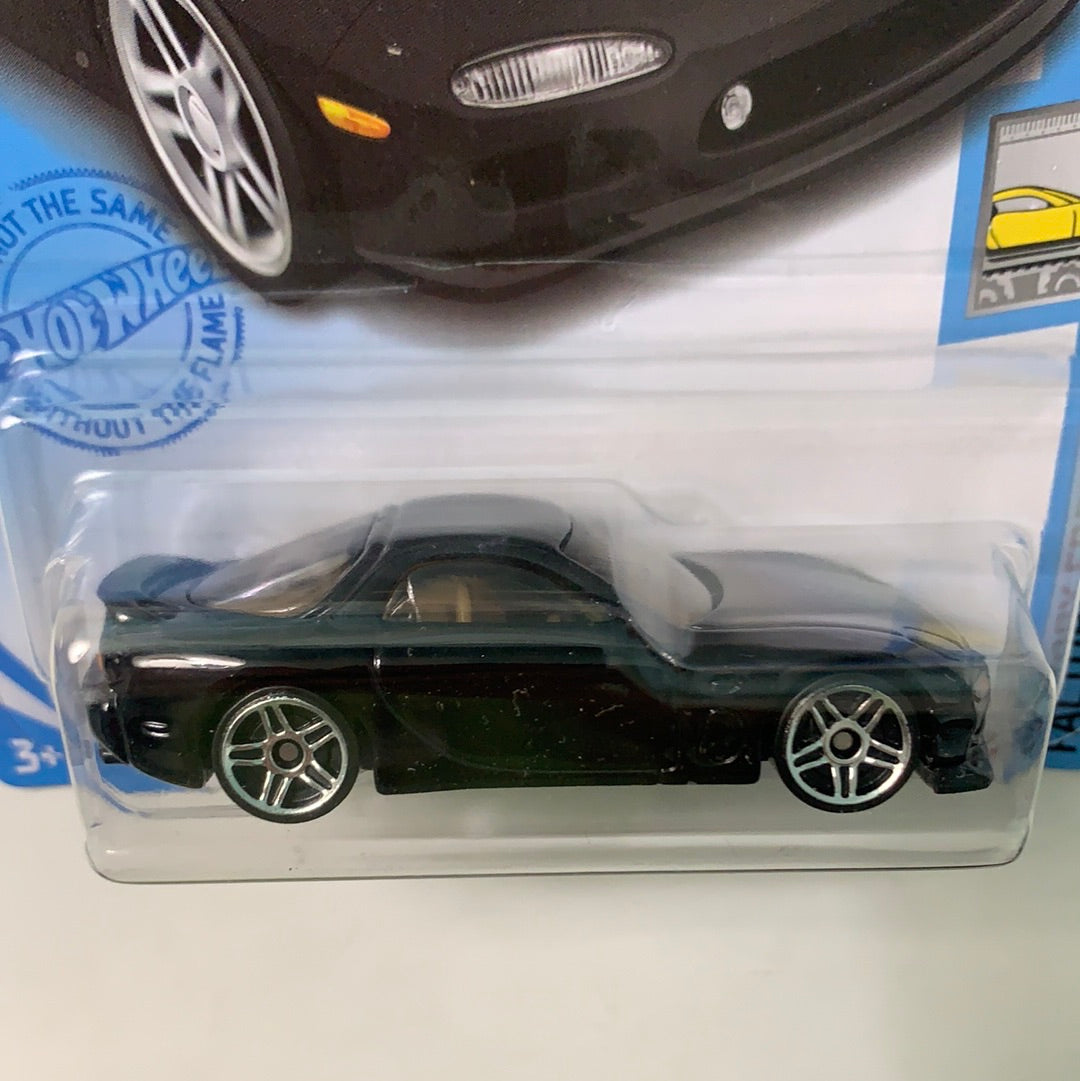 Hot Wheels 1/64 ‘95 Mazda RX-7 Black - Damaged Box