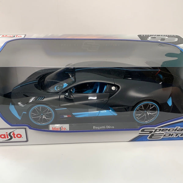 1/18 Maisto Bugatti Divo Grey