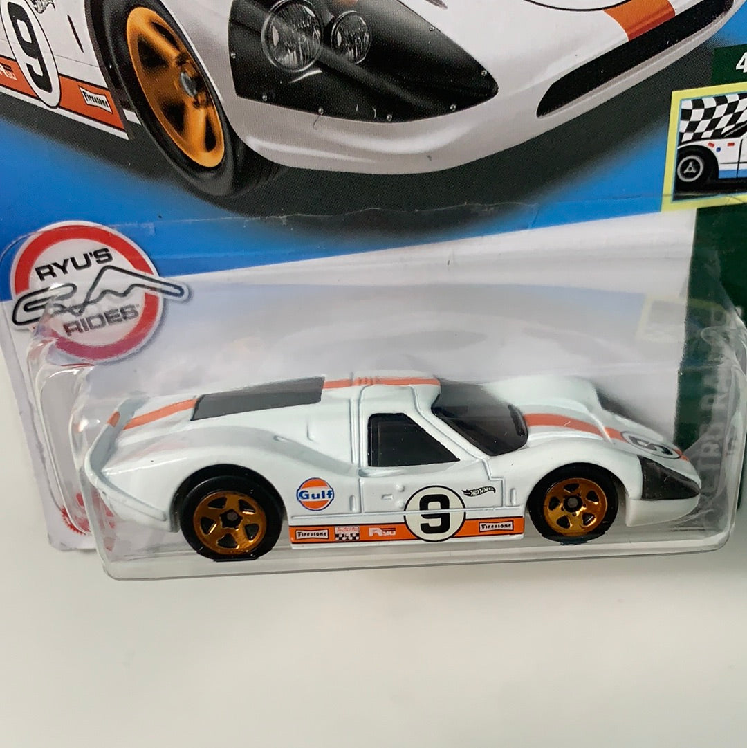 Hot Wheels 1/64 ‘67 Ford GT40 Mk. IV Gulf White