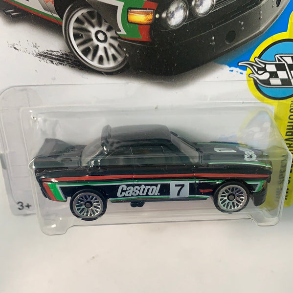 Hot Wheels ‘73 BMW 3.0 CSL Race Car Castrol Black - Damaged Box