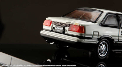 Hobby Japan 1/64 Toyota Corolla Levin AE86 GT Apex 2 Door White / Black