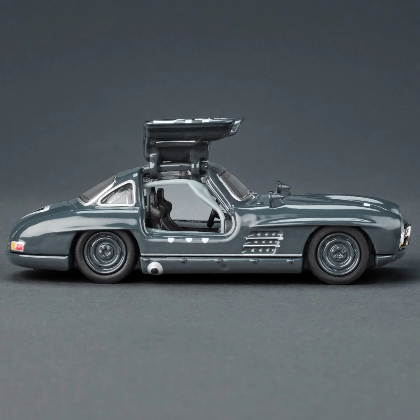 Hot Wheels 1/64 Collectors Elite64 Series Mercedes-Benz 300 SL Grey